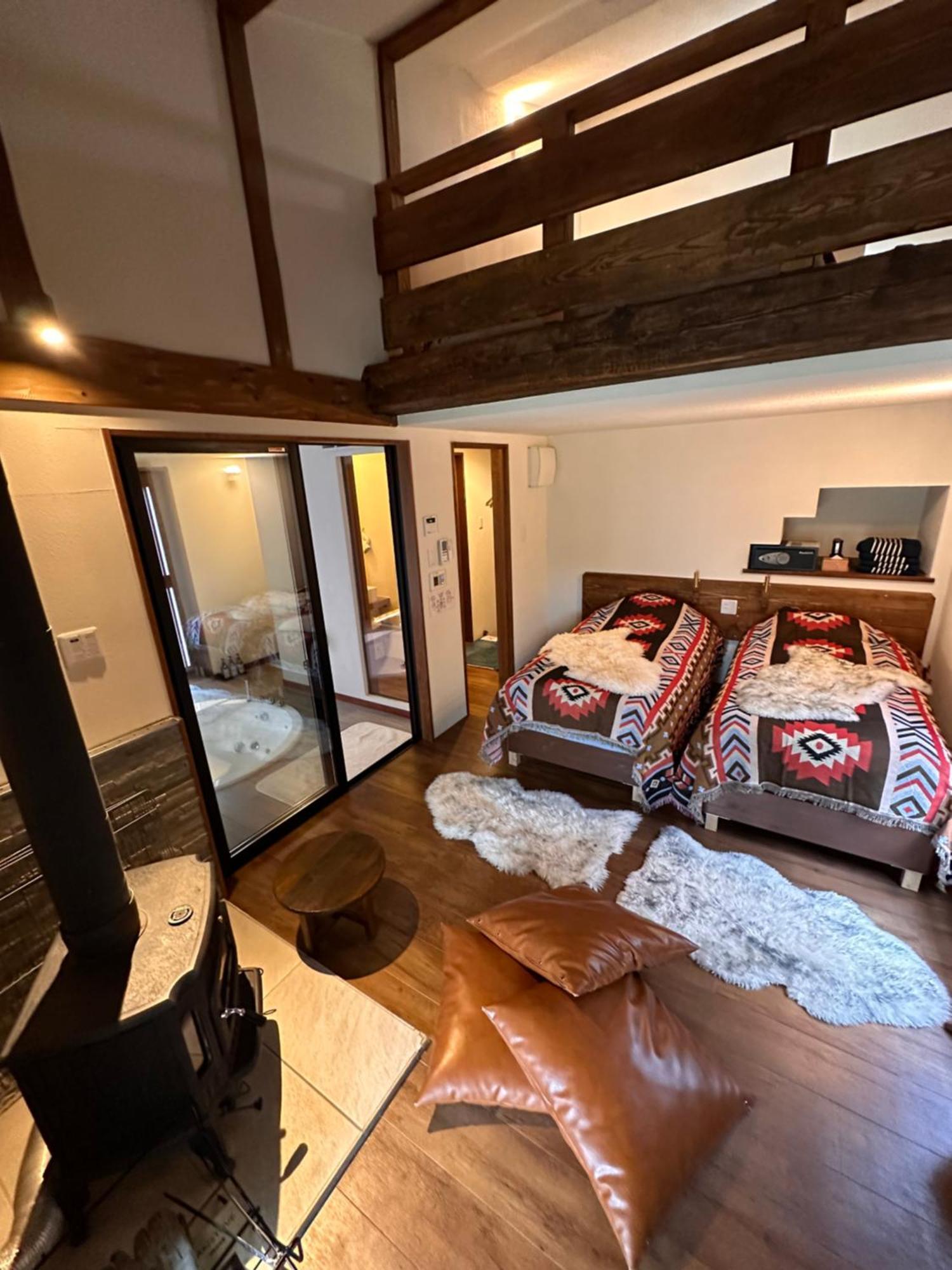Glamping Villa Hanz Kawaguchiko 富士河口湖町 エクステリア 写真